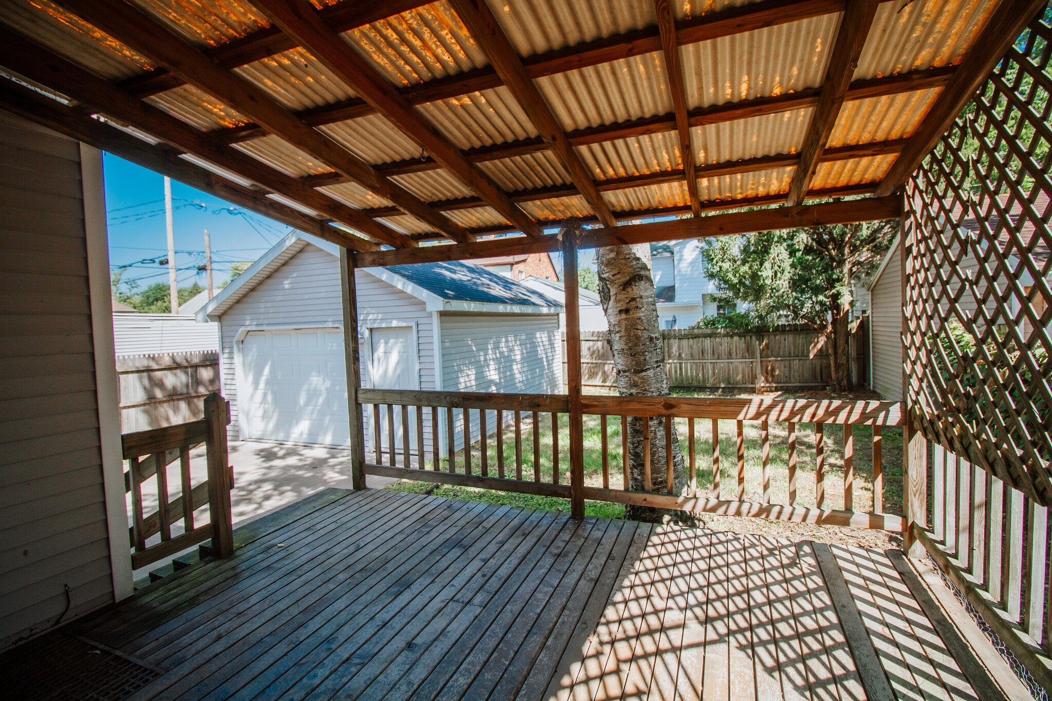 Building Photo - 3744 Bowen Rd