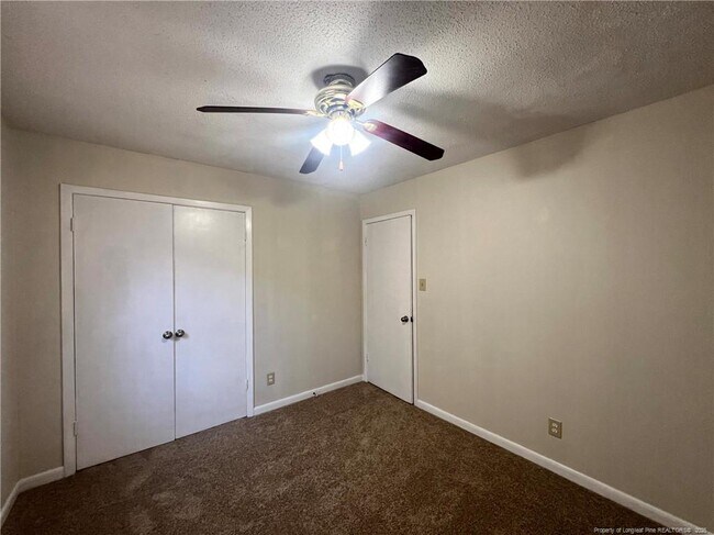 Building Photo - 710 Dude Ct