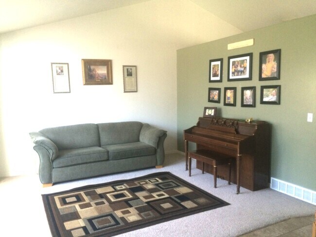 Building Photo - 2258 W 5700 S