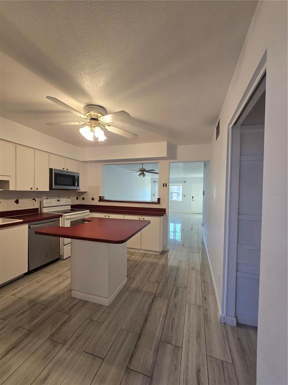 Building Photo - 211 Pasadena Ave N