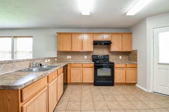 Building Photo - 10502 Scenic Cove Ct