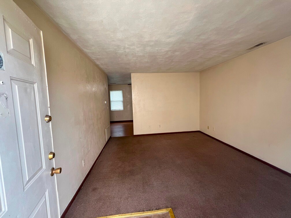 Building Photo - 343 N Glenwood Ave