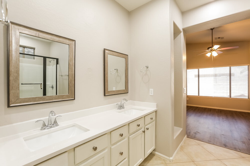 Building Photo - 7110 W Superior Ave