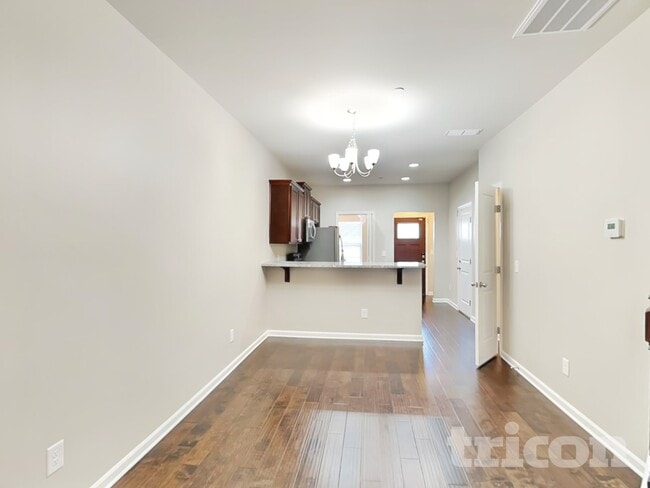 Building Photo - 105 Hickory Station Ln