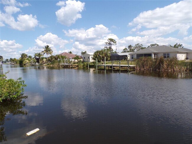 Building Photo - 15624 Hennipen Cir
