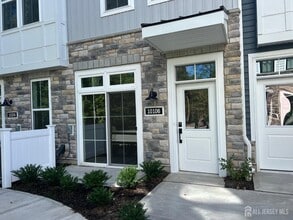 Building Photo - 10106 Donatello Dr