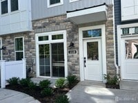 Building Photo - 10106 Donatello Dr