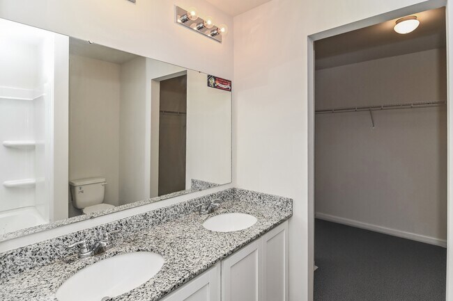 Building Photo - 86 Fishtales Dr