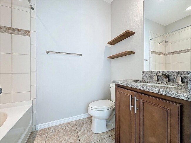 Building Photo - 329 Alcove Dr