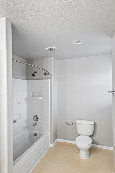 Building Photo - 637 N 48th Ave