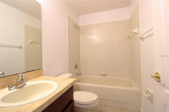 Building Photo - 16543 Cedar Run Dr