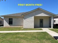 Building Photo - 3050 Viking St