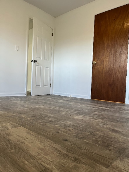 Building Photo - 143 Hendricks Blvd