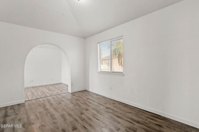 Building Photo - 636 Paseo Hermoso Dr