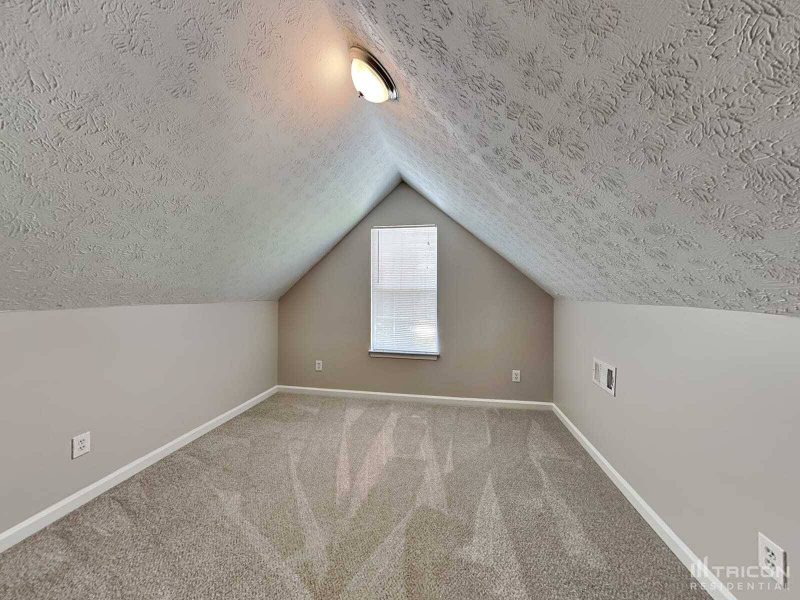 Building Photo - 538 Grove Pointe Ct