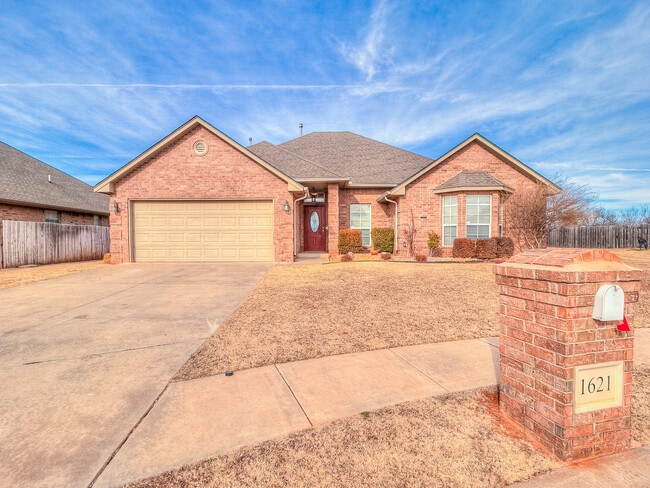 Building Photo - Cul-de-sac Lot- Deer Creek Schools- 4 Bedr...
