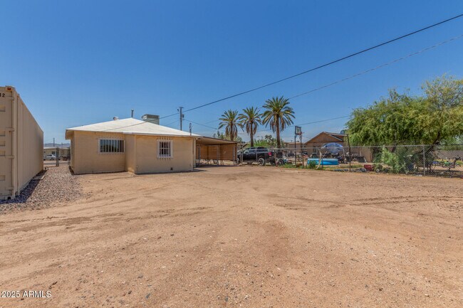 Building Photo - 1116 E Cocopah St