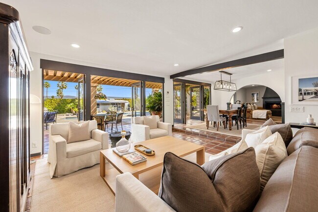 Building Photo - 46310 Shadow Mountain Dr