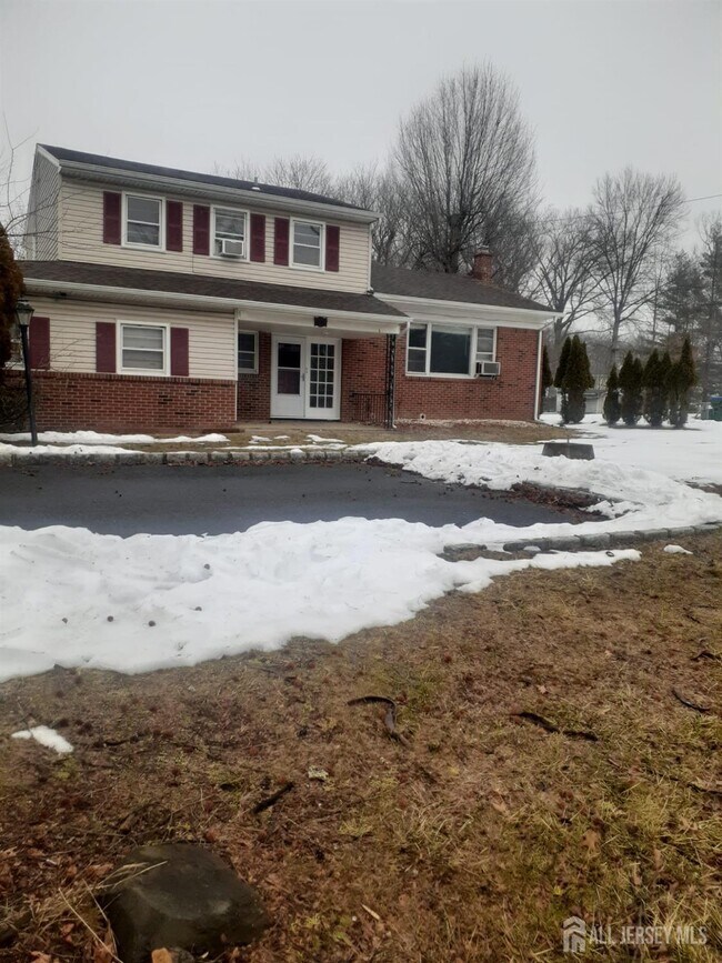 Building Photo - 1776 Oak Tree Rd