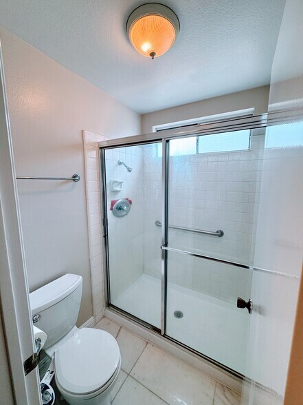Building Photo - 13029 Semora Dr