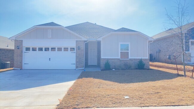 Building Photo - 3 Bedroom 2 Bathroom 2 Car Garage Home in Oakdale School District