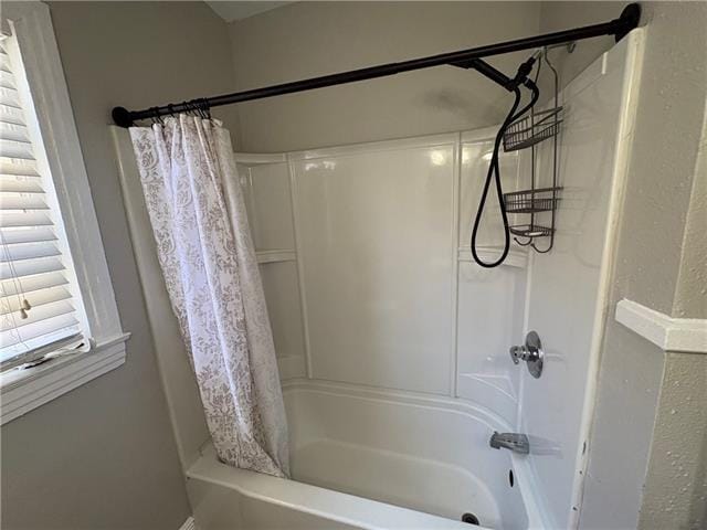 Building Photo - 1010 Isbell St