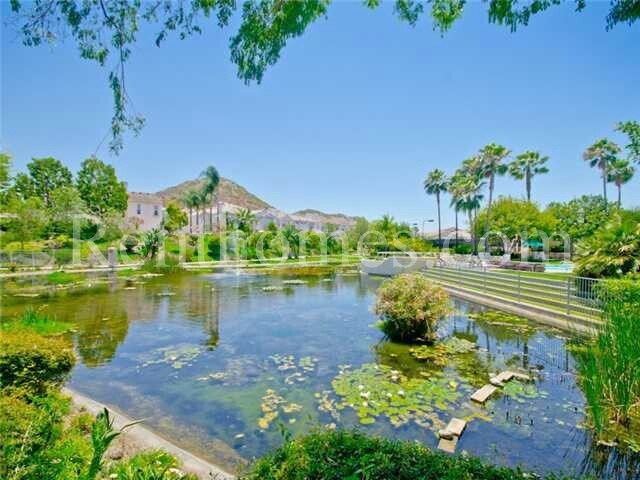 Building Photo - Rancho Bernardo, 18752 Caminito Cantilena #164- Gated Complex, Community Pools and Spas, Tennis C...