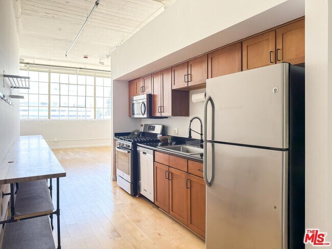 Building Photo - 420 San Pedro St