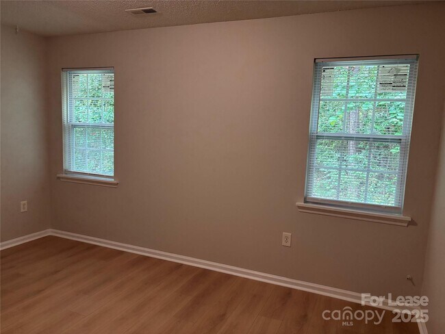 Building Photo - 3710 Burntwood Ct