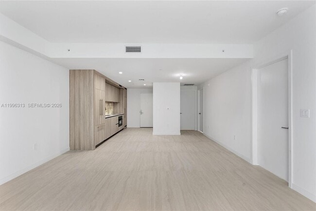 Building Photo - 77 SE 5th St