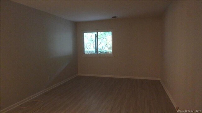 Building Photo - 20 Southport Woods Drive