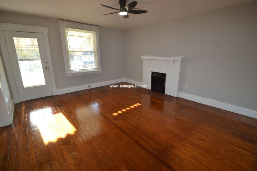 Building Photo - 4423 Greenlee Ave