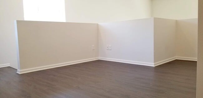 Building Photo - Move in Ready! - Tumwater Hill home with 3...