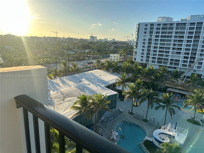 Building Photo - 9273 Collins Ave