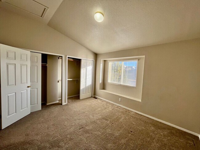 Building Photo - 7877-7895 Antelope Valley Point