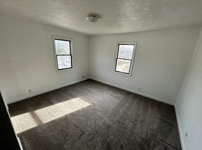 Building Photo - 759 Bower Hill Rd