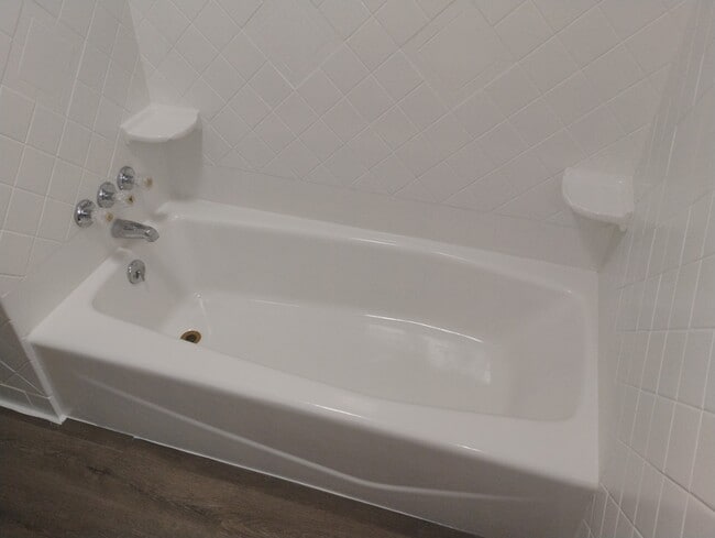 Building Photo - 22 Glendale Rd