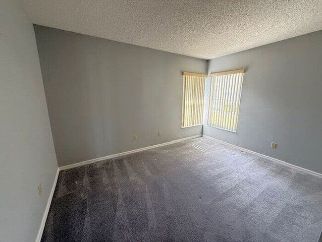 Building Photo - 3/2 Orlando home near theme parks