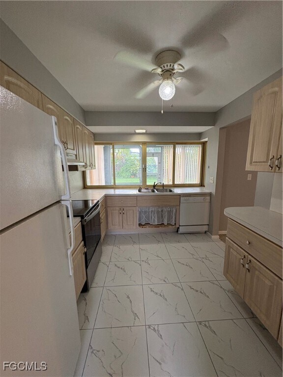 Building Photo - 1735 Inlet Dr