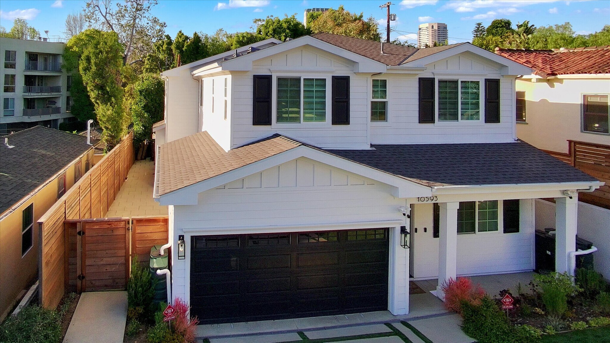 Building Photo - 10593 Kinnard Ave