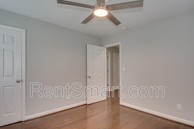 Building Photo - 143 Avondale Dr