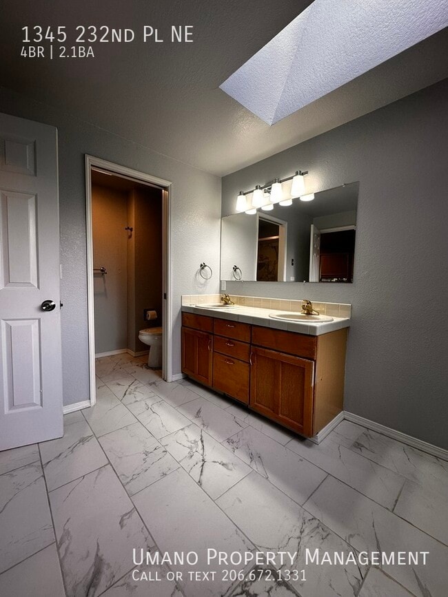 Building Photo - 1345 232nd Pl NE