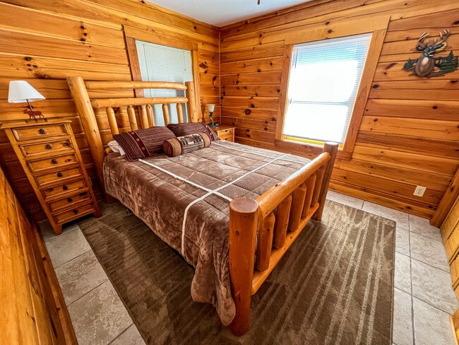 Building Photo - 169 Dream Mountain Rd