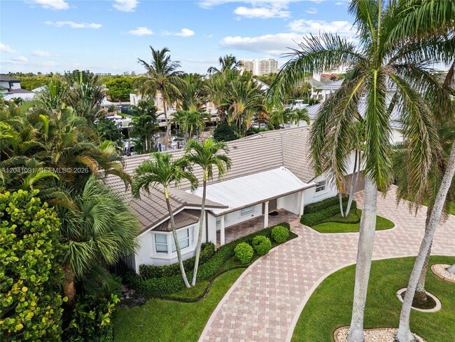 Building Photo - 18 Eleuthera Dr