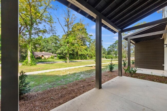 Building Photo - 503 N Walnut St