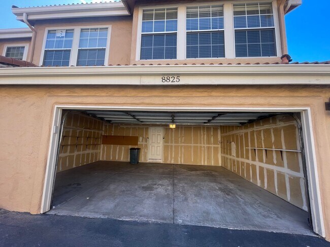 Building Photo - $0 DEPOSIT OPTION. LUXURIOUS 3BED/3.5 BATH TOWNHOME IN LONE TREE NEAR PARK MEADOWS