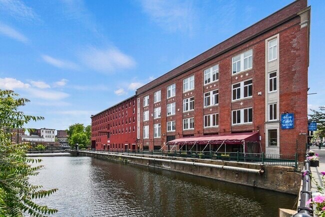 Building Photo - 17 Kearney Square