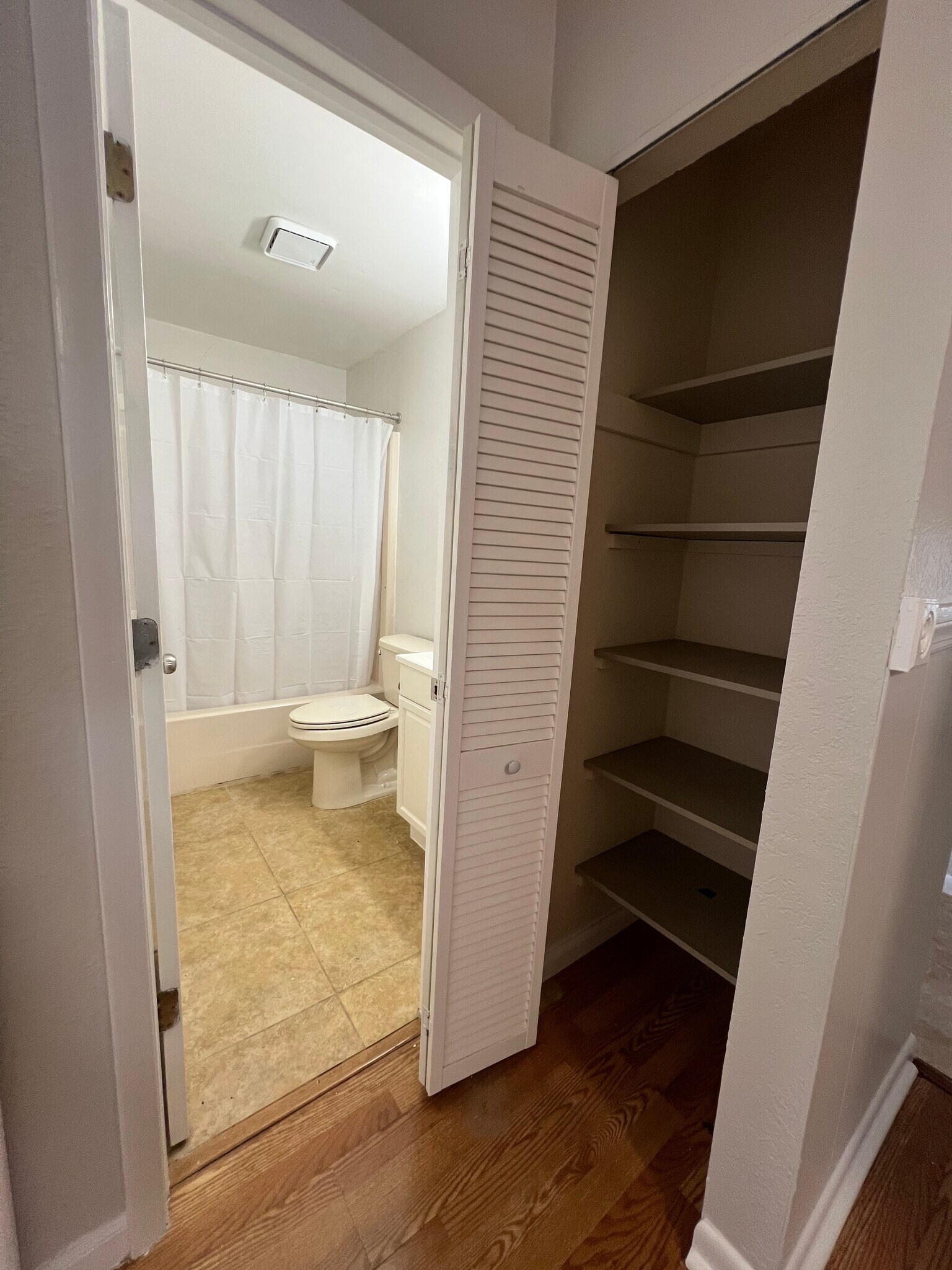 Building Photo - 4146 Plantation Cove Dr
