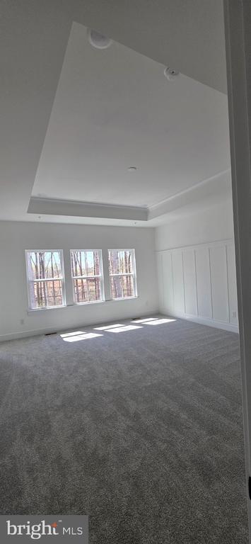 Building Photo - 1152 Broad Lk Dr