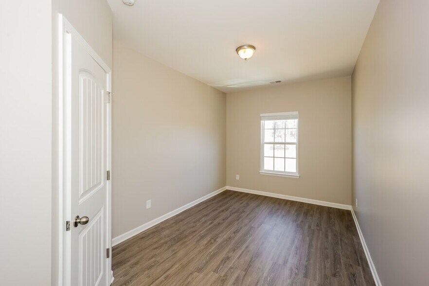 Building Photo - 361 Windpher Ridge